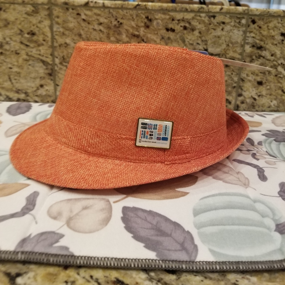 Light Orange Fedora w/PS Modernism Pin NWT